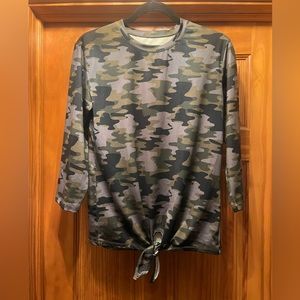 Snoga Athletic Shirt